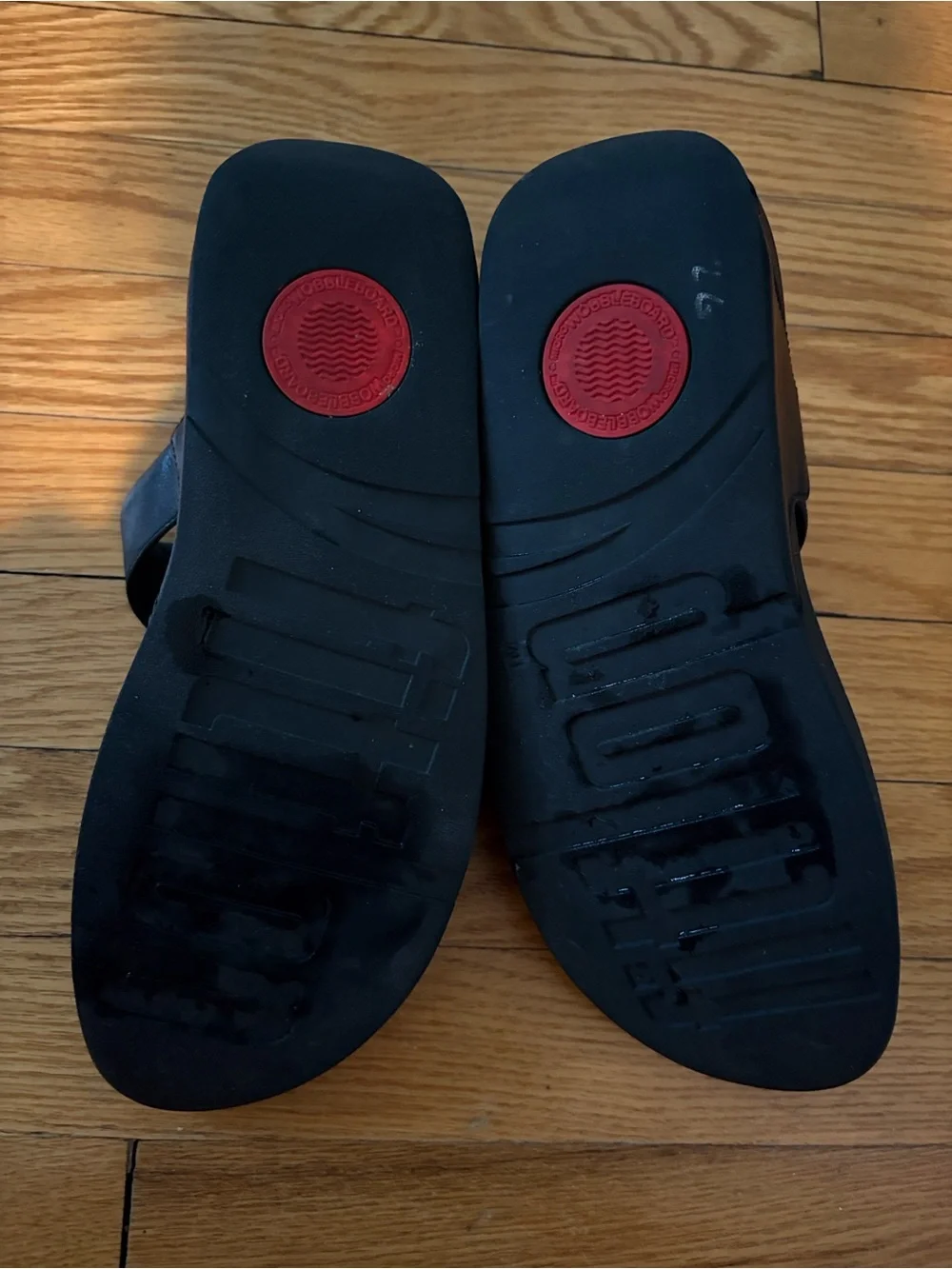 Fitflop Black Leather “Lulu” Toe-Post Sandals
